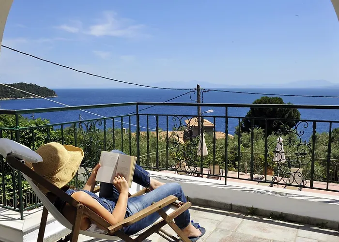 Vakantiehuis Nina Areti *