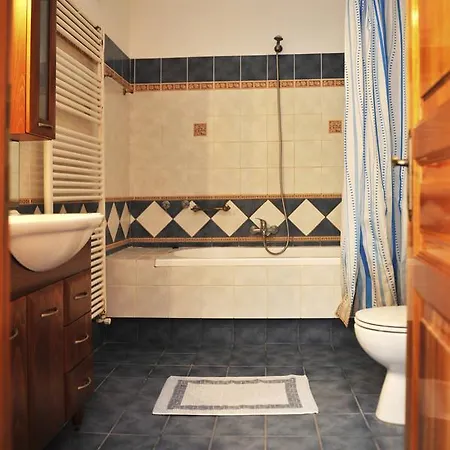 Nina Areti Platanias (Skiathos)